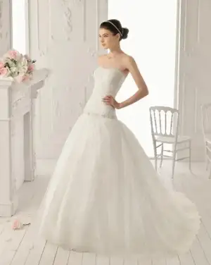 $aire_barcelona_2013_gelinlik_modelleri (17).webp