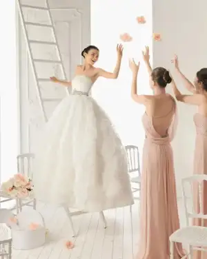 $aire_barcelona_2013_gelinlik_modelleri (64).webp