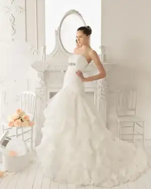 $aire_barcelona_2013_gelinlik_modelleri (74).webp