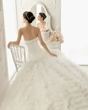 $aire_barcelona_2013_gelinlik_modelleri (76).webp