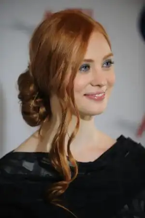 $Deborah-Ann-Woll-004.webp $Deborah-Ann-Woll-004.webp