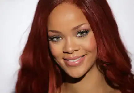$RihannaNiveaRihannaCelebrating100Ye-3.webp