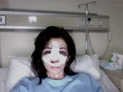 $Photo on 2010-10-19 at 21.40.webp