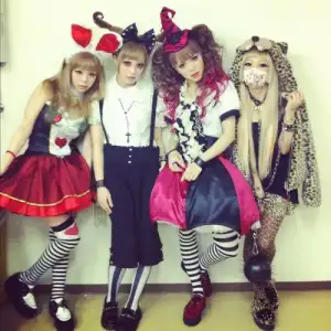 $tokyo_harajuku_sokak_modasi (105).webp