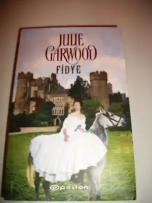 $julie garwood fidye.webp