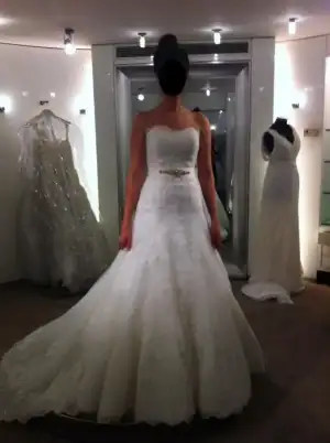 $Pronovias Uceda.webp