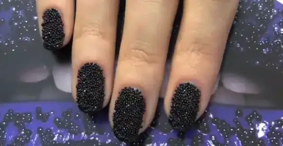 $caviarmanicure1.webp