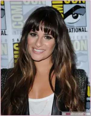 $lea-michele-comic-con-glee.webp