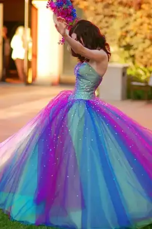 $blue-wedding-dresses.webp