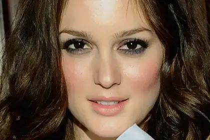 $makeup-tips-for-brown-eye-3.webp