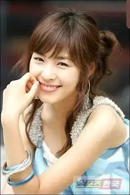 $Lee-Yeon-hee-36.webp
