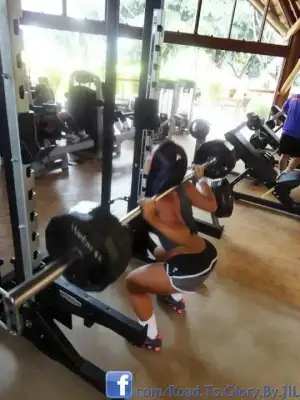 $squat1.webp