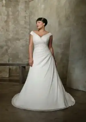 $wedding-dresses-for-curvy-brides-1.webp