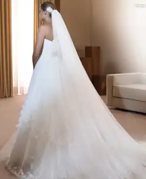 $pronovias-2011-gelinkmodelleri-29-2732.webp