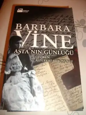 $barbara vine asta.webp