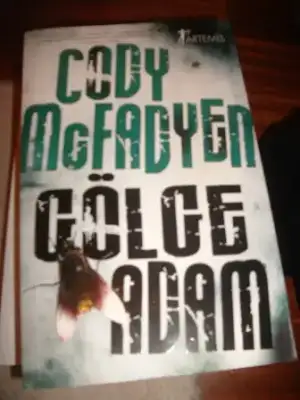 $cody mcfadyen g&#246;lge adam.webp