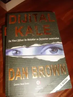 $dan brown dijital kale.webp