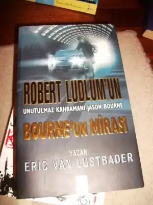 $eric van lustbader bourne.webp