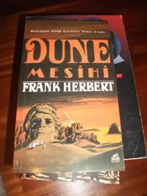 $frank herbert dune mesihi.webp