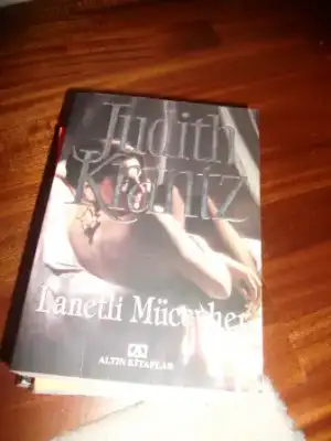 $judith krantz lanetli m&#252;cevher.webp