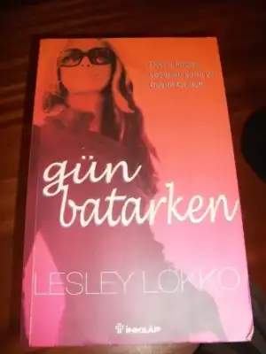 $lesley lokko g&#252;n batarken.webp