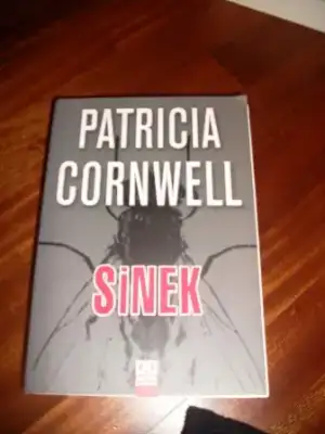 $patricia cornwell sinek.webp