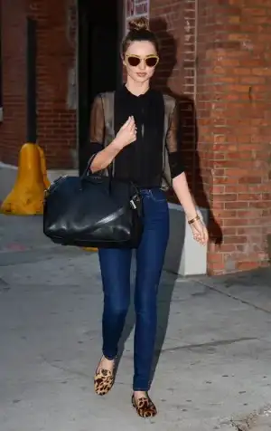 $kiyafet_renk_uyumu (1).webp