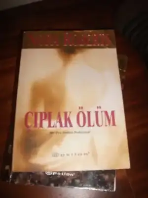 $nora roberts &#231;&#305;plak &#246;l&#252;m.webp