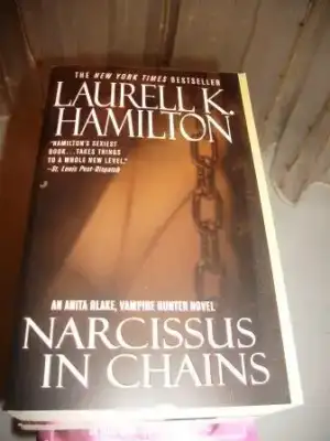 $laurell hamilton narcissus in chains.webp