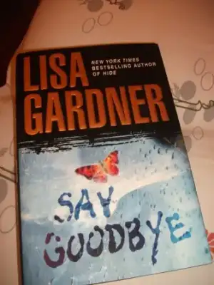 $lisa gardner say goodbye (2).webp
