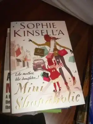$sophie kinsella mini shopaholic.webp