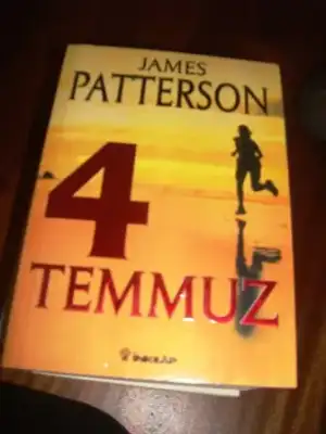 $james patterson 4 temmuz.webp