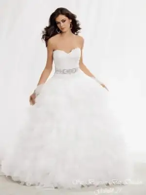 $2013_gelinlik_modelleri (15).webp $2013_gelinlik_modelleri (15).webp