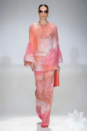 $gucci_2013_koleksiyonu (6).webp $gucci_2013_koleksiyonu (6).webp
