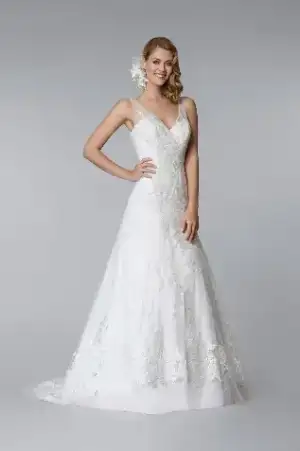 $oleg_cassini_gelinlik_213_modelleri  (1).webp