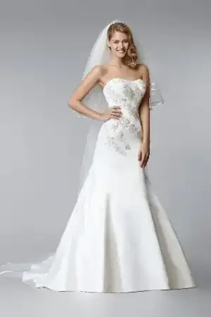 $oleg_cassini_gelinlik_213_modelleri  (5).webp