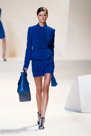 $elia_saab_2013_ilkbahar_yaz (2).webp