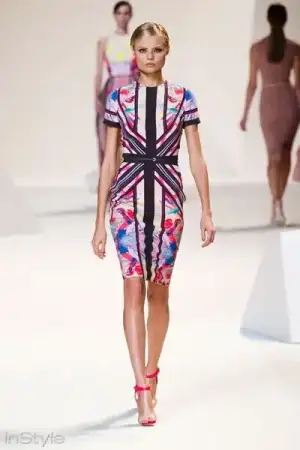 $elia_saab_2013_ilkbahar_yaz (5).webp