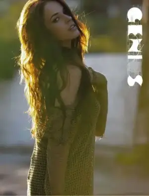 $alexis-knapp-nylon-guys-march-2012-issue-41954.webp