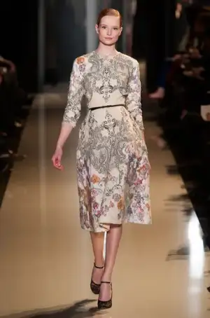 $elie_saab_ilkbahar_yaz_2013_modelleri (27).webp