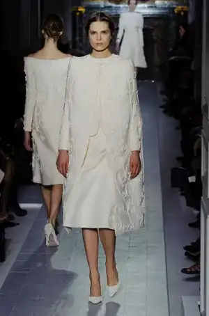$valentino_ilkbahar_yaz_2013_modelleri (3).webp