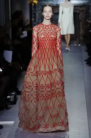 $valentino_ilkbahar_yaz_2013_modelleri (45).webp