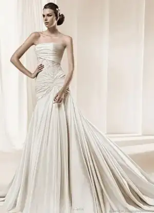 $dakar_wedding_gown_la_sposa_2011.webp