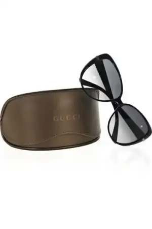 $Gucci-Cat-eye-frame-acetate-sunglasses-6.webp