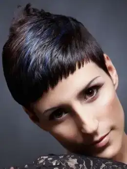 $short_hair_stylwe2_thumb.webp