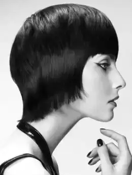 $short_layered_hair3_thumb.webp
