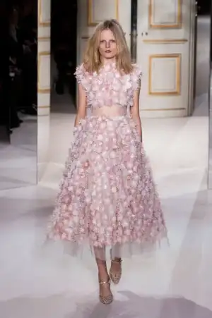$giambattista_valli_2013_ilkbahar_yaz (20).webp