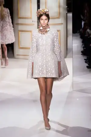 $giambattista_valli_2013_ilkbahar_yaz (24).webp