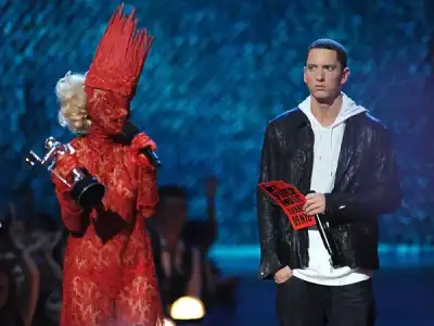 $Eminem-Lady-GaGa-Street-Lights.webp