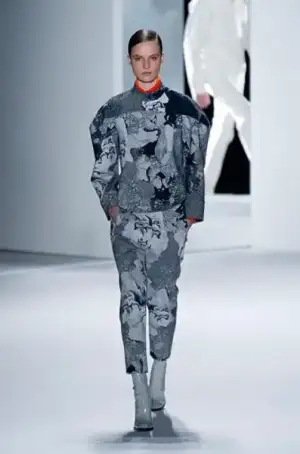 $lacoste_2013_2014_elbise_modelleri_koleksiyonu_defilesi (4).webp